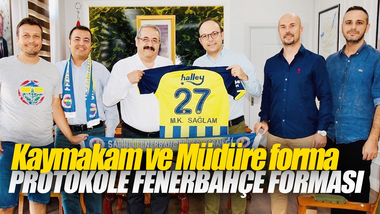 Kaymakam ve emniyet müdürüne Fenerbahçe forması
