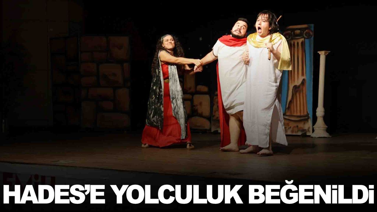 “Hades’e Yolculuk” tiyatroseverlerle buluştu