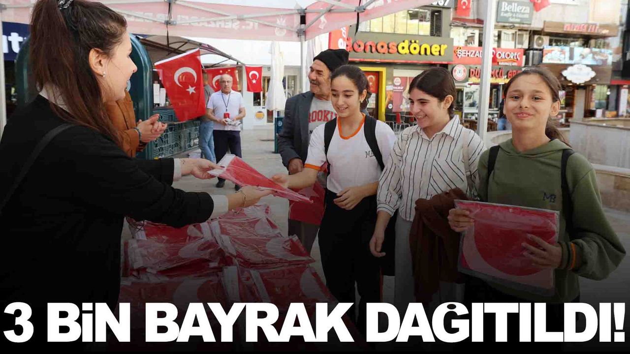 Manisa’da 3 bin bayrakla Cumhuriyet coşkusu