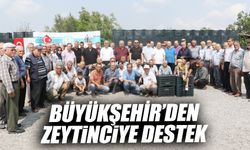 Akhisarlı zeytinciye 17 bin zeytin kasası!