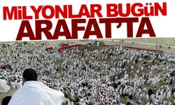 Hacı adayları Arafat'ta