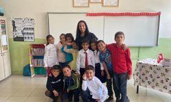 Manisalı öğretmen 7 yılda okullara 14 kütüphane kazandırdı