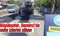 Demirci’de selin izleri siliniyor… Ekipler sahada!