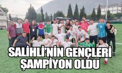 Salihli Belediyespor U17'de şampiyon