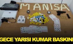 Manisa polisinden gece yarısı kumar baskını