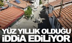 Gizemli mezar görenleri şaşırtıyor