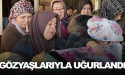 İzmir'de eşi tarafından öldürülen kadın toprağa verildi