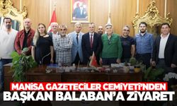 Duayen gazetecilerden Başkan Balaban’a tebrik ziyareti