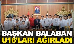 Başkan Balaban Yunusemre'nin U16'larını ağırladı