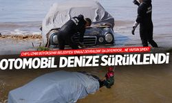 İzmir’de Yağış Sonrası Su Baskını: Otomobil Denize Sürüklendi