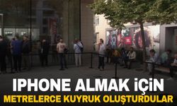 IPhone 16 alabilmek için sabahın ilk saatlerinde sıraya girdiler