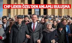 CHP lideri Özgür Özel’den anlamlı ‘Öğretmenler Günü’ buluşması