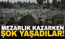 Mezarlıkta defin yeri kazdılar… Yüzlerce sikke ele geçirdiler