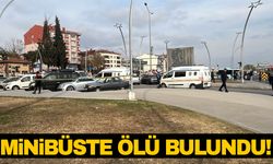 Park halindeki minibüste cansız bedeni bulundu