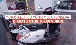 Parkta Duruyordu… Salihli’de Motosikleti Bu Yöntemle Çalmışlar!