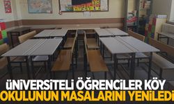 Üniversiteli öğrenciler köy okulunun masalarını yeniledi