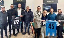 Salihli Ülkü Spor’dan transfer bombardımanı… 17 oyuncuyla sözleşme imzalandı