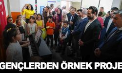 Üniversiteli gençlerden örnek proje… İlkokula drama sınıfı kazandırdılar