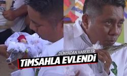Belediye başkanı timsahla evlendi
