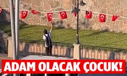 Türk bayrağına sahip çıktı!