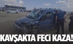 İki araç kavşakta çarpıştı! Yaralılar var…