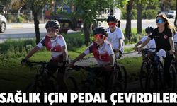 Akhisarlılar sağlık için pedal çevirdi
