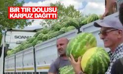 Bir tır dolusu karpuz vatandaşlara ücretsiz dağıtıldı