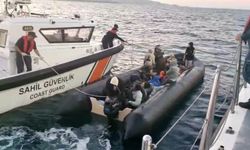 İzmir açıklarında iki operasyon