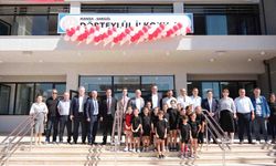 Sarıgöl’ün en büyük okulunda ilk tören!