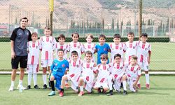 Yıldızspor 45 FK’nın minikleri Efeler Çocuk Şenliği’nde parladı