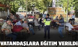 Salihli’de polis ve jandarmadan vatandaşlara trafik eğitimi