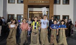 Yunusemre Belediyesinden çocuklara özel şenlik