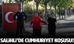 Salihli’de Cumhuriyet coşkusunu koşarak yaşadılar
