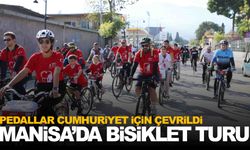 Manisa’da pedallar Cumhuriyet için döndü… Bisiklet Turu’na yoğun katılım