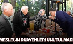 Belediye başkanı, emekli öğretmenlerle bir araya geldi