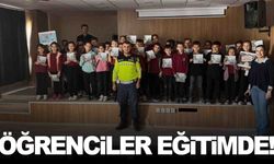 Sarıgöl’de jandarmadan öğrencilere trafik eğitimi