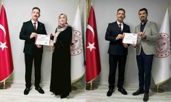 Manisa’da öğretmen ve veliler aynı sahneye çıktı... Ödüller sahiplerini buldu