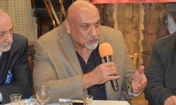 Gürhan Özcan’dan Öğretmenler Günü’nde Büyükşehir’e çağrı: “Öğretmenlere ulaşımda desteğinizi açıklayın artık”