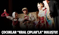 Alaşehir’de “Kral Çıplak” oyunu çocuklarla buluştu