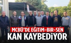 MCBÜ’de sendikalarından istifa eden idari personellerden ÜNİ-PER-SEN’e yoğun katılım