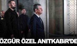 CHP lideri Özgür Özel, yeni kadrosuyla Anıtkabir’de