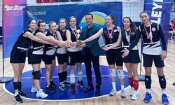 Manisa GSB Kadın Voleybol Takımı Türkiye İkincisi oldu