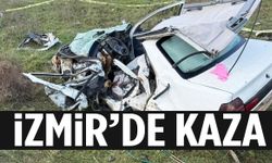 İzmir’de iki otomobil çarpıştı: 1 ölü, 1 yaralı