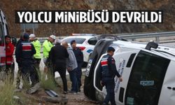 Muğla’da yolcu minibüsü devrildi: Yaralılar var!