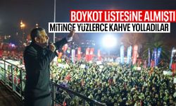 CHP'nin boykot listesindeydi... CHP mitingine yüzlerce adet yolladı!
