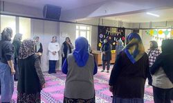 Salihli’de ailelere çocuk gelişimi eğitimi: Doğum öncesinden ergenliğe rehberlik