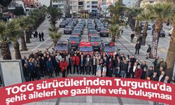 TOGG sürücüleri Turgutlu'da şehit aileleri için bir araya geldi