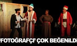 “Fotoğrafçı” orta oyunu tiyatroseverlerle buluştu