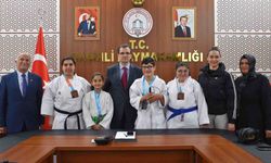 Karate yıldızları Türkiye dereceleriyle gururlandırdı