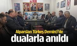 Alparslan Türkeş Demirci'de dualarla anıldı